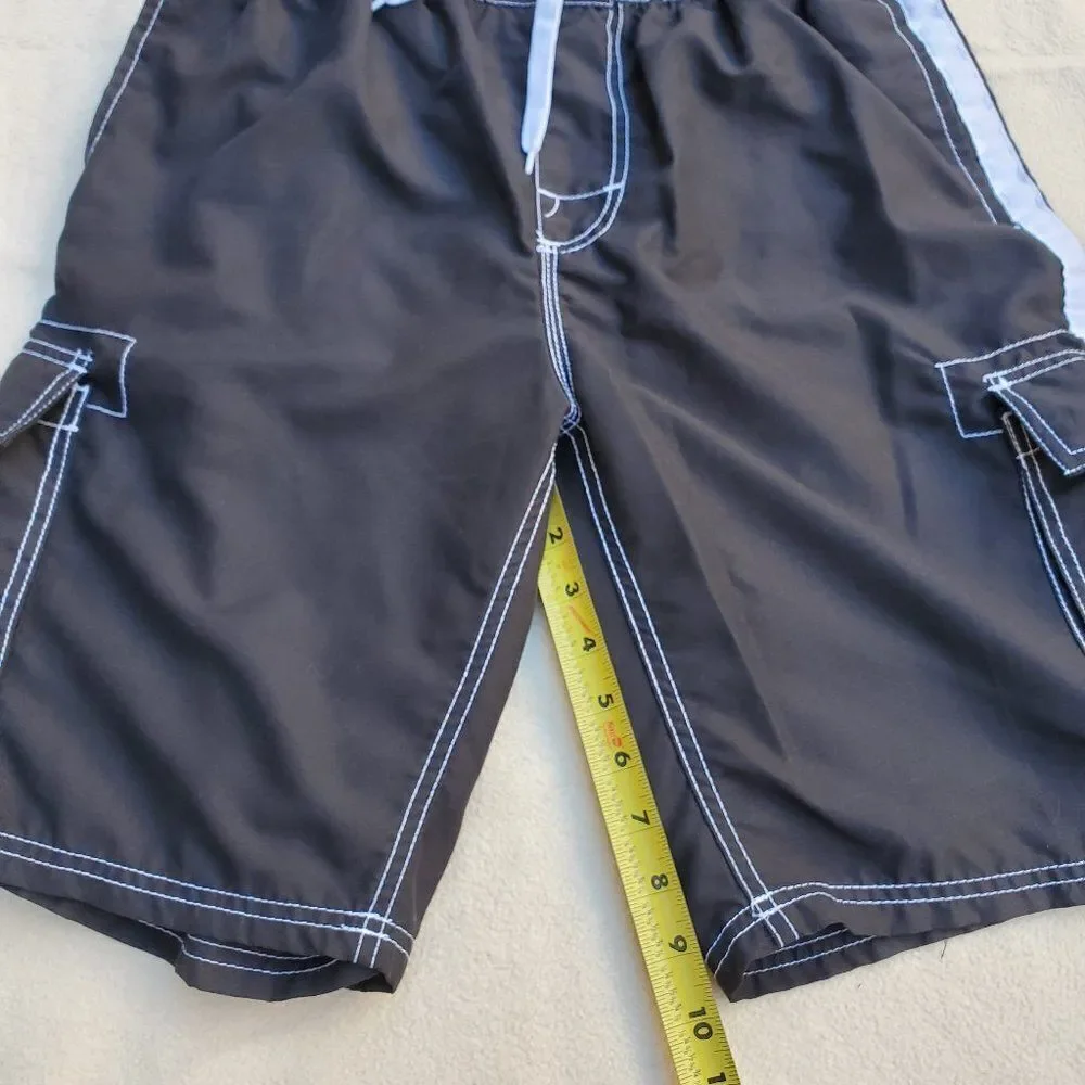 NWOT Kanu Surf black and white swim trunks